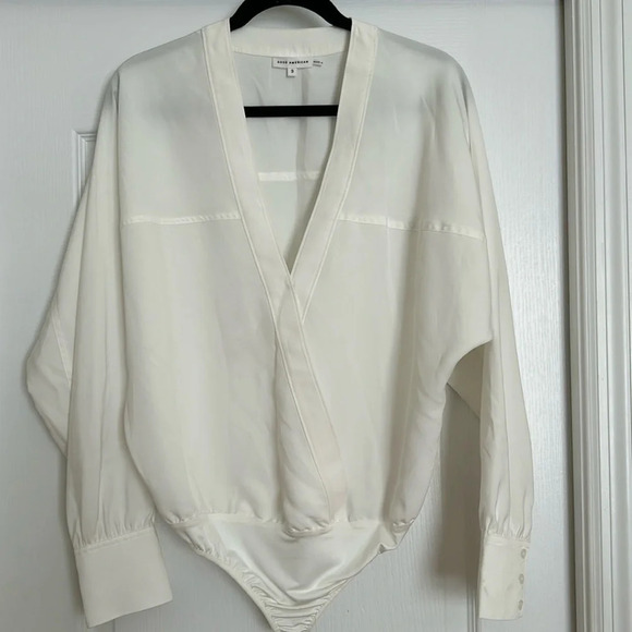 Good American Women's Long Sleeve V-Neck Cross Front Bodysuit Ivory Size 2 - Picture 1 of 7